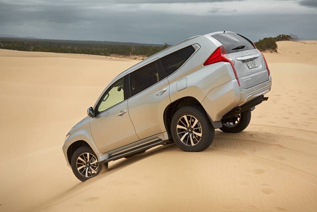 2016 Mitsubishi Montero Sport mid-size SUV is high in performance