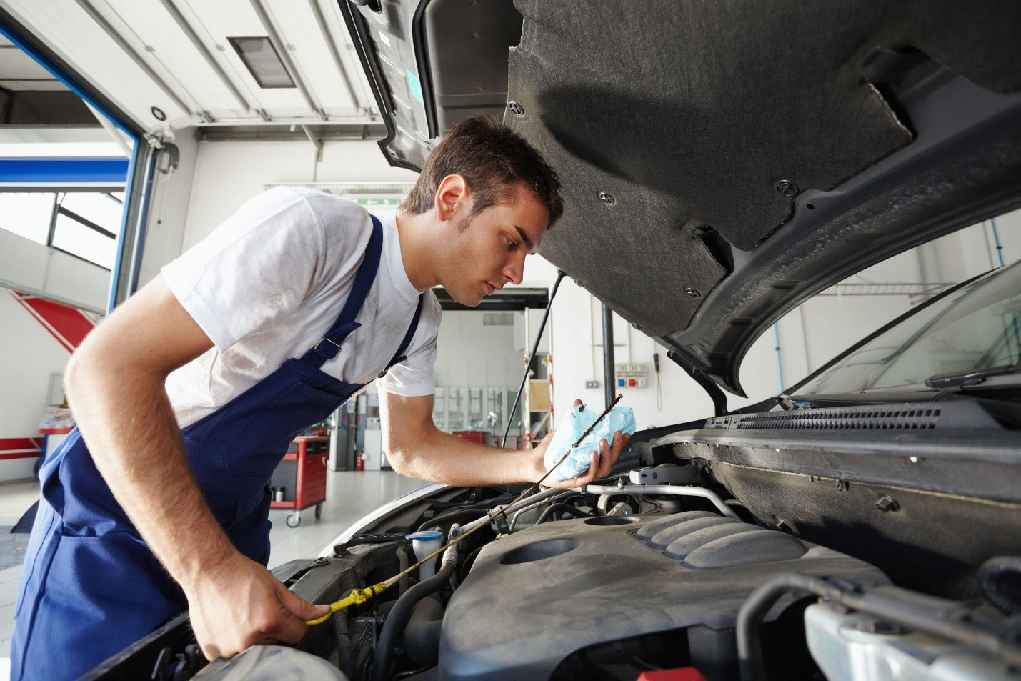 Car Maintenance Tips To Apply Before You Sell a Car in Dubai