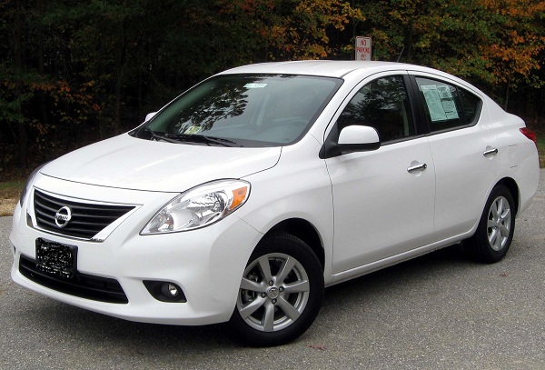 Nissan Versa