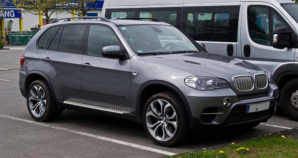 2009 – 2013 BMW X5 SUV