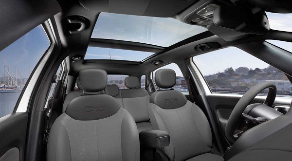 Interior of 2017 Fiat 500L