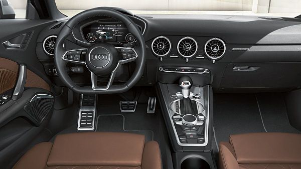 Interior of 2018 Audi TT Coupe