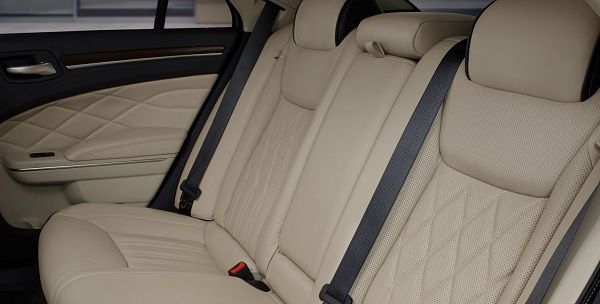 Interior of 2018 Chrysler 300